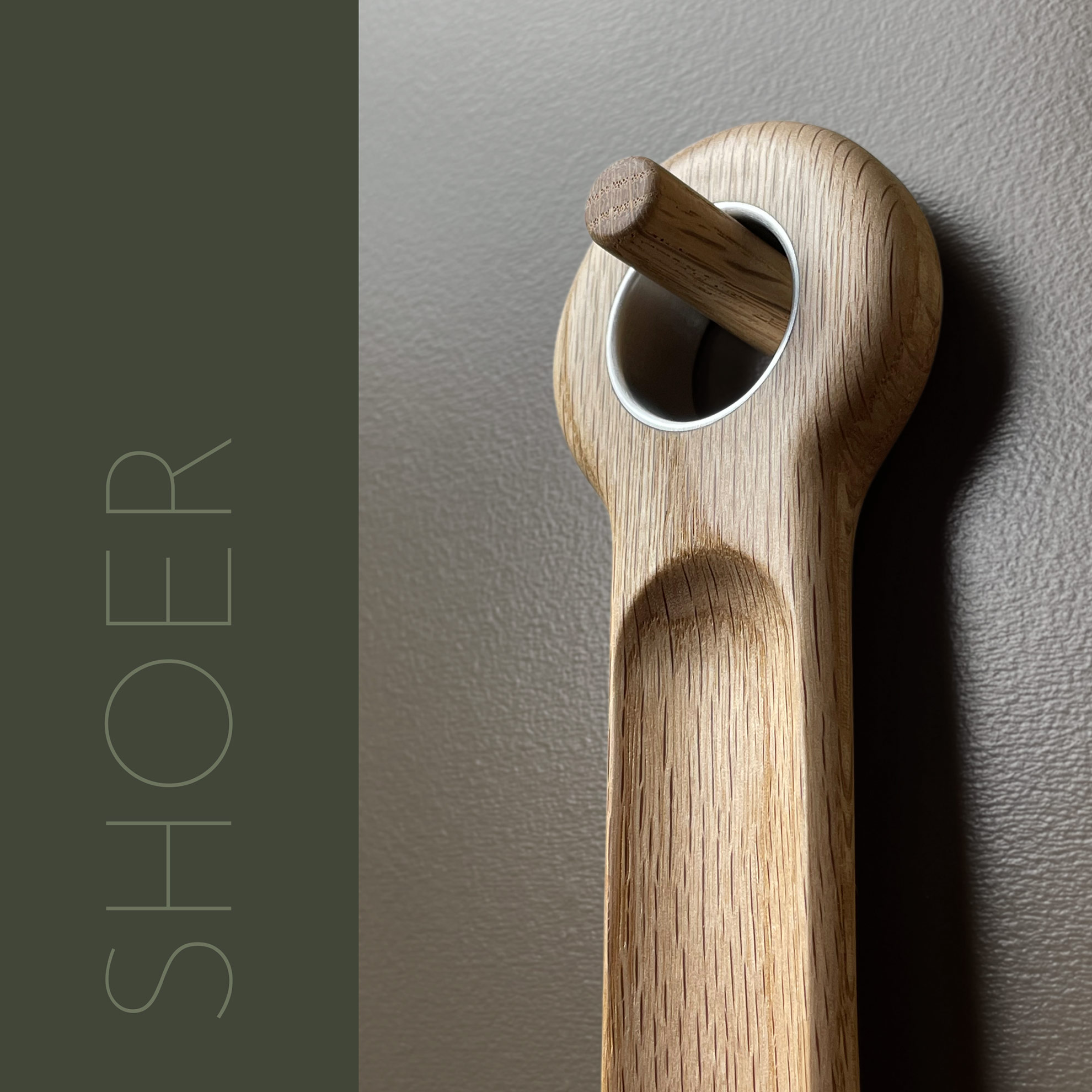 SHOER a modern shoe horn